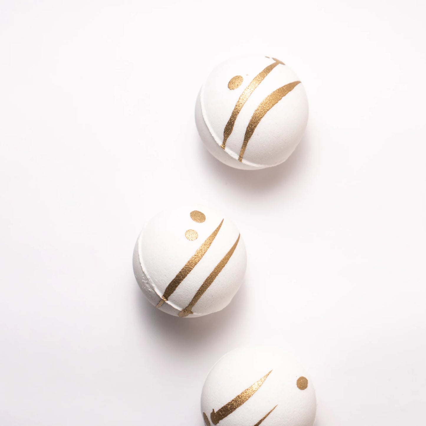 Feminine Energy Ylang Ylang Scented Bath Ball 3 Pieces – Feminine and Relaxing Bath Experience