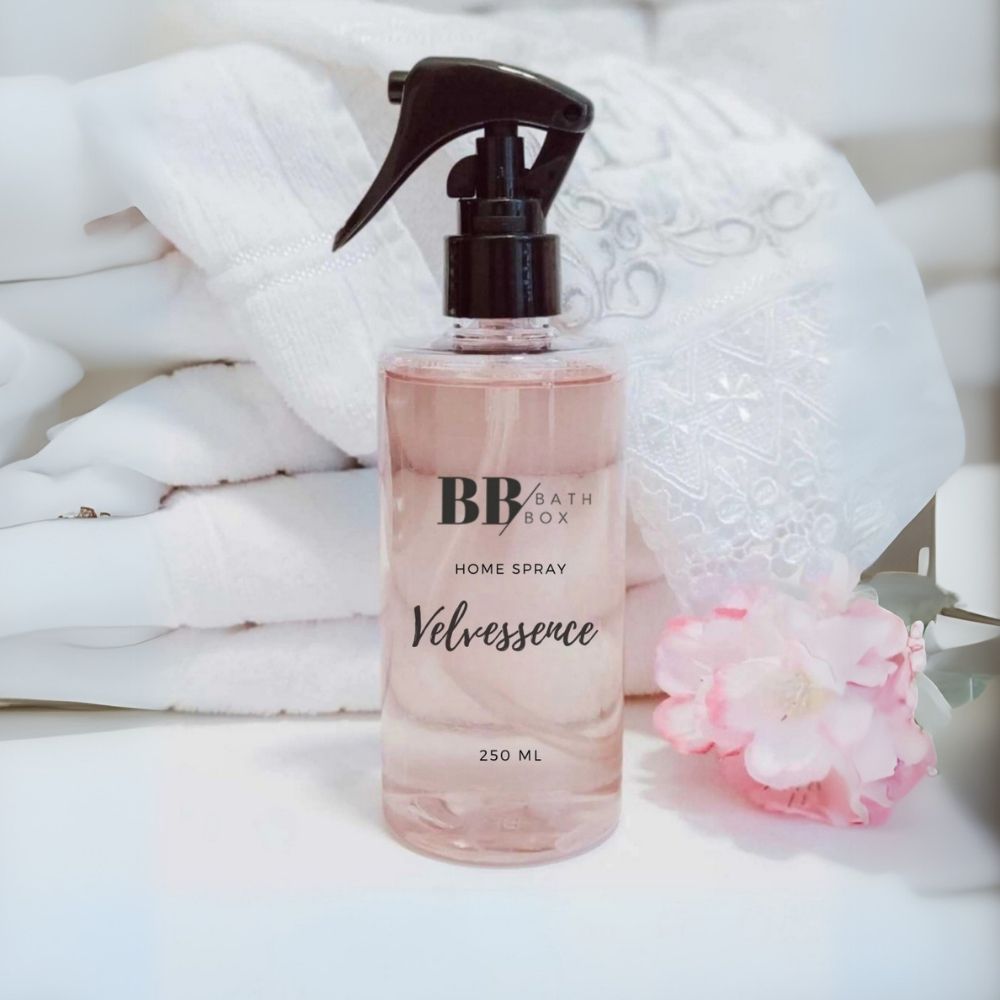 Velvessence Oda Kokusu Spreyi 250 ml – Kalıcı ve Etkili Oda Kokusu Deneyimi
