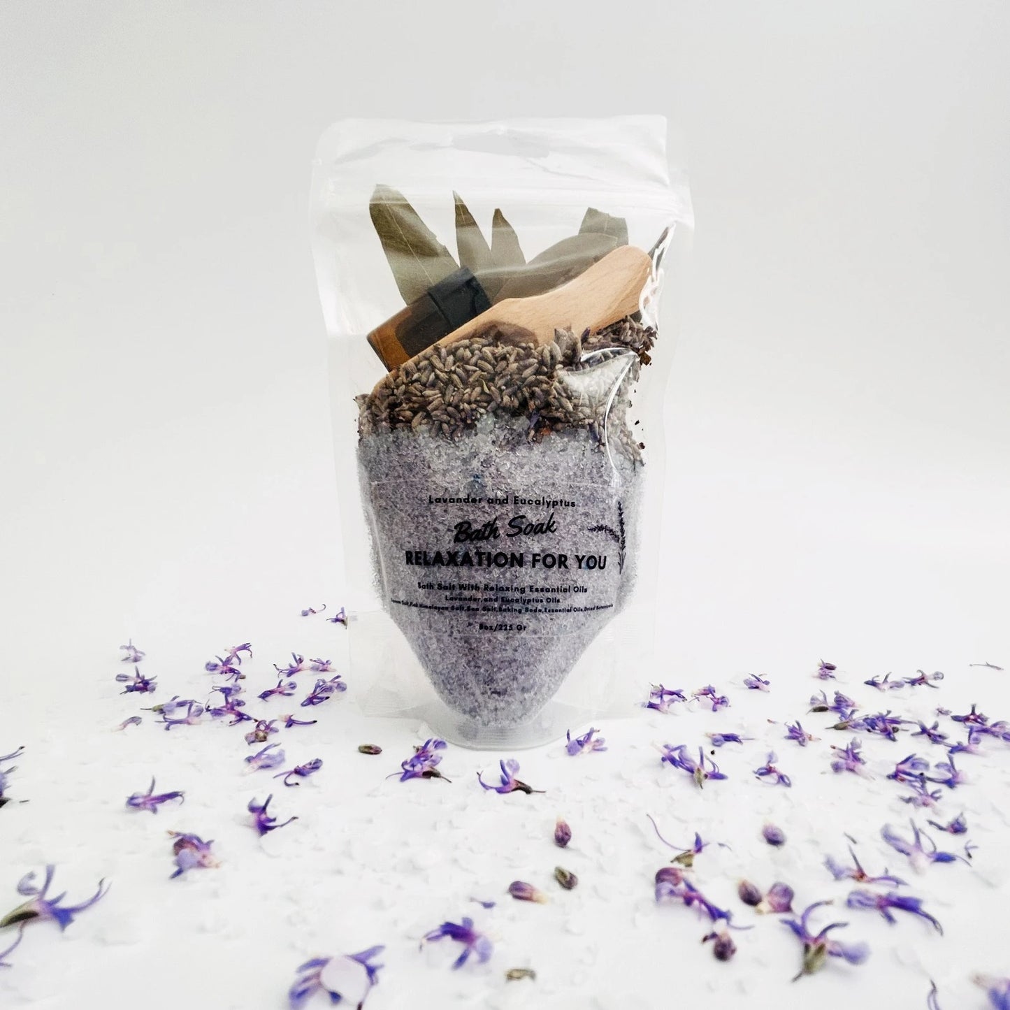Lavanta & Okaliptus Özlü Mineral Banyo Tuzu 225 Gr – Sakinleştirici ve Canlandırıcı Banyo Deneyimi!