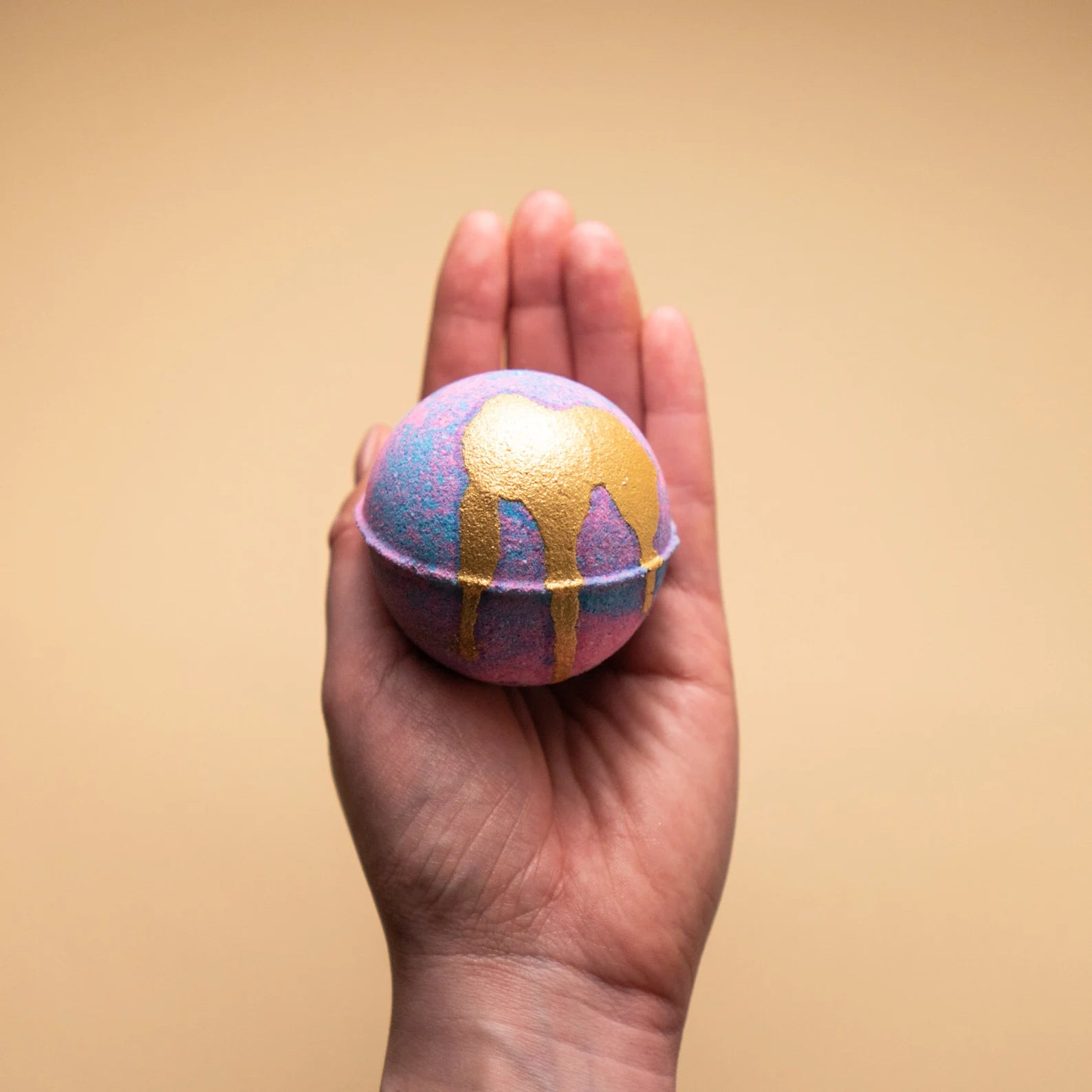 Pembe Çiçek Kokulu Dream Banyo Topu 3 Adet – Romantik ve Rahatlatıcı Banyo Deneyimi