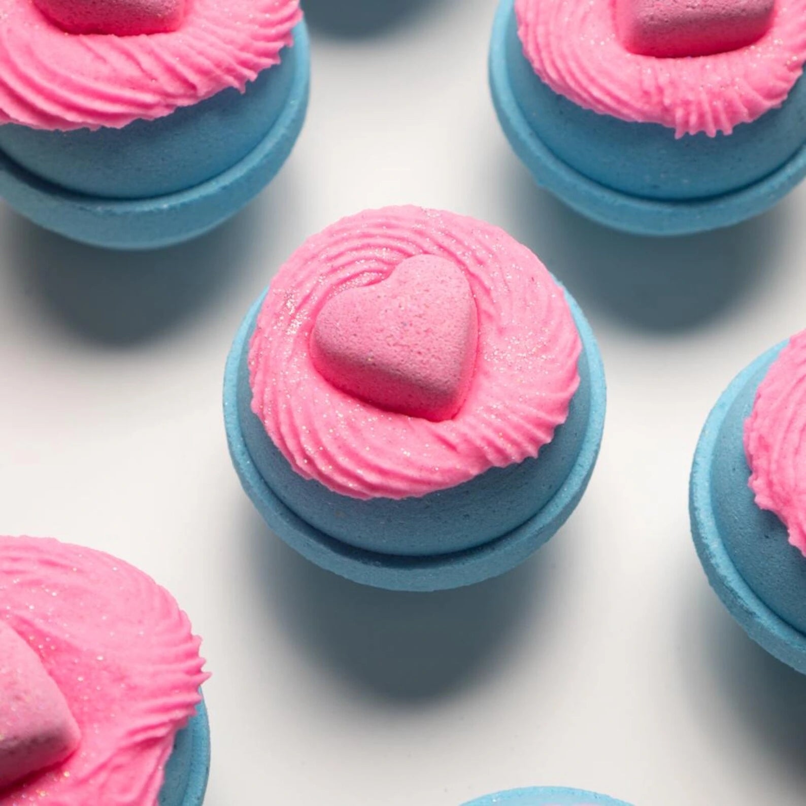 Tatlı İtiraflar Pamuk Şekeri Kokulu Banyo Topu 3 Adet – Tatlı ve Ferahlatıcı Banyo Deneyimi