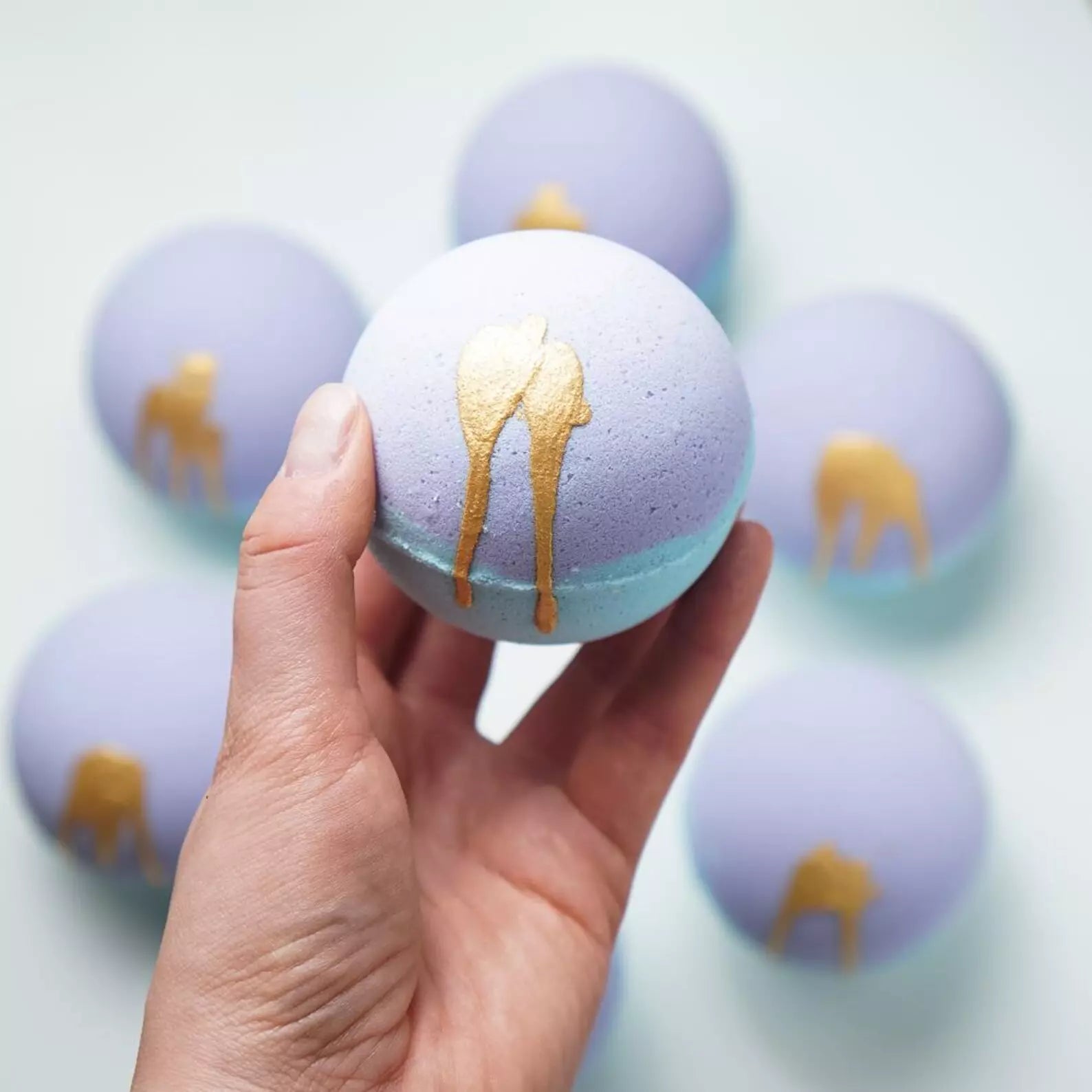 Flower Bomb Banyo Topu 3 Adet – Çiçeksi ve Besleyici Banyo Deneyimi