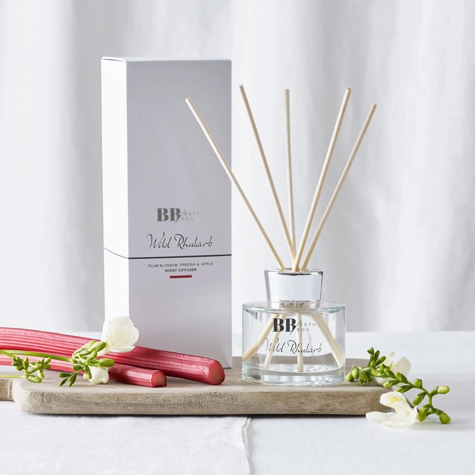 Wild Rhubarb Çubuklu Oda Kokusu 120 ml – Doğal ve Tazeleyici Rabarbar Esansı ile Ferahlatıcı Atmosfer