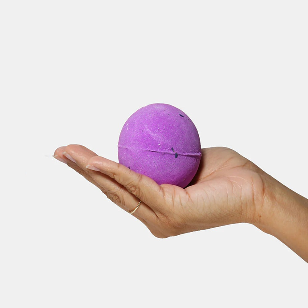 Lavanta Esanslı Banyo Topu 3 Adet – Sakinleştirici ve Rahatlatıcı Banyo Deneyimi